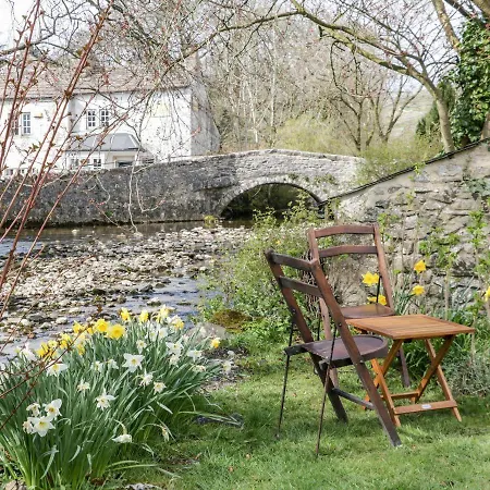 The Threshing Floor At Tennant Barn * Skipton